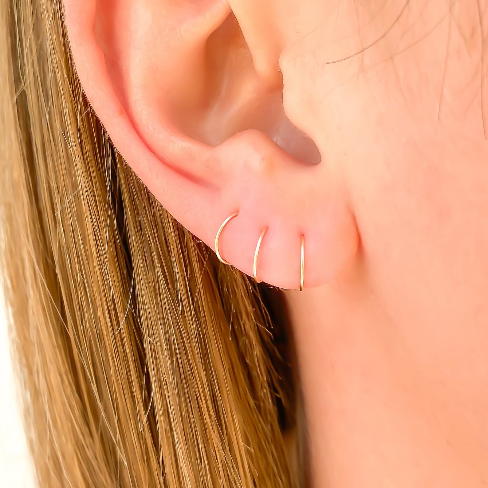 Small Gold Hoop Earrings, Huggie Earrings, Hoop Earrings – AMYO Jewelry
